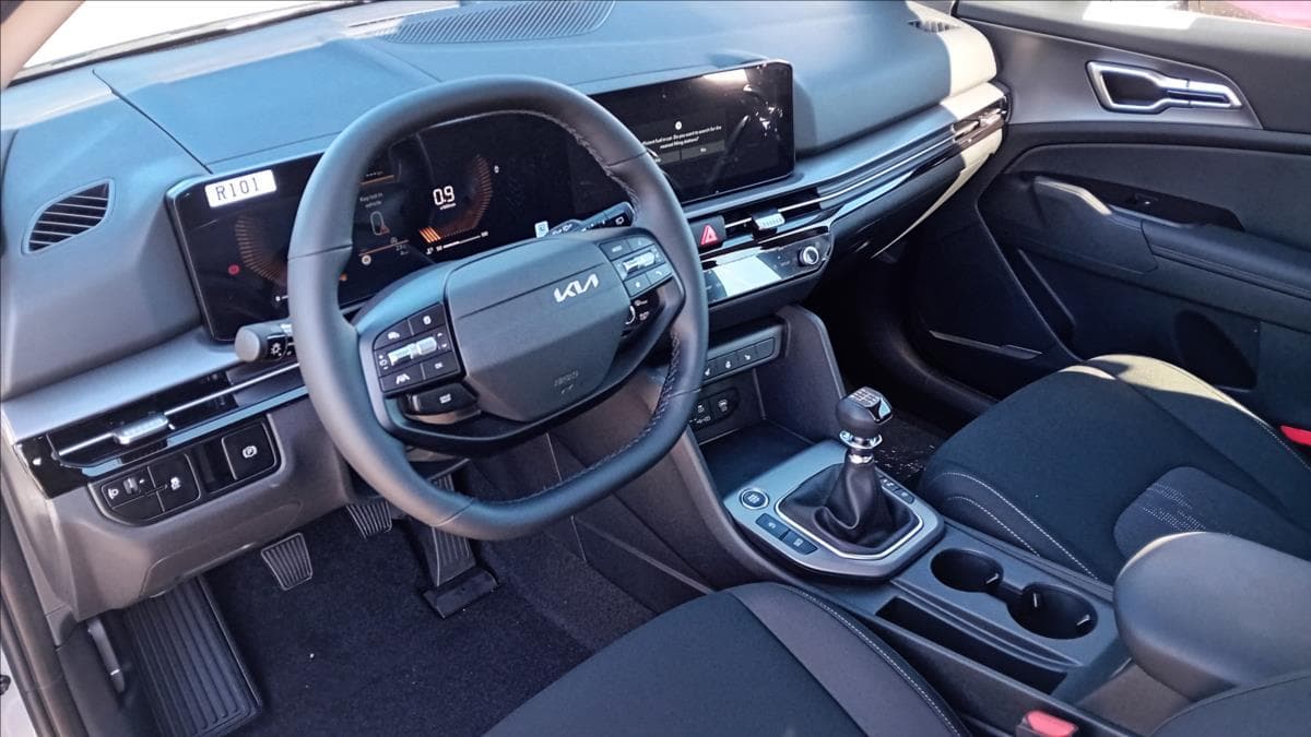 2026 Kia SPORTAGE - 8