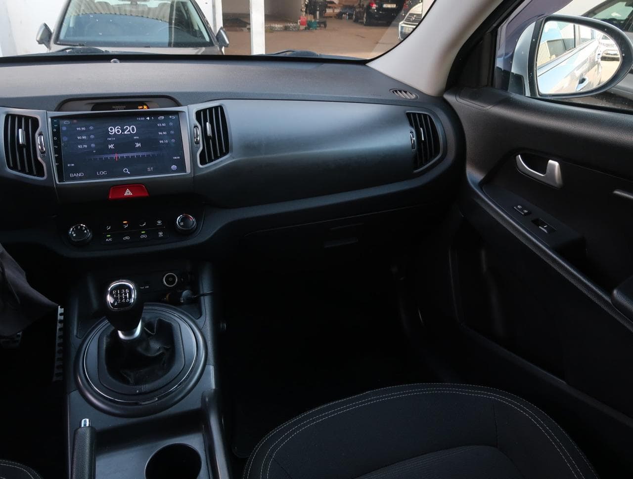 2011 Kia SPORTAGE - 9