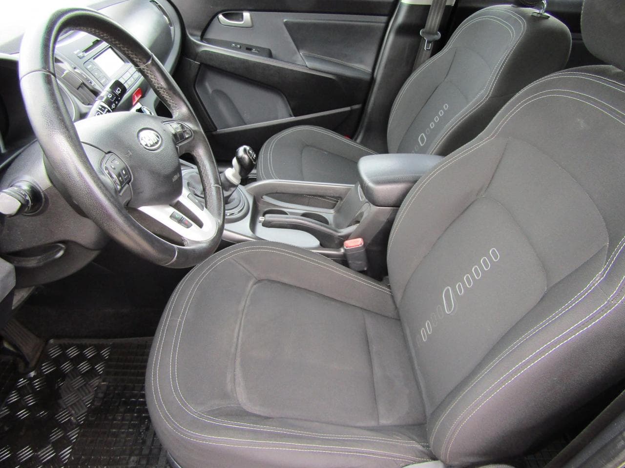 2010 Kia SPORTAGE - 9