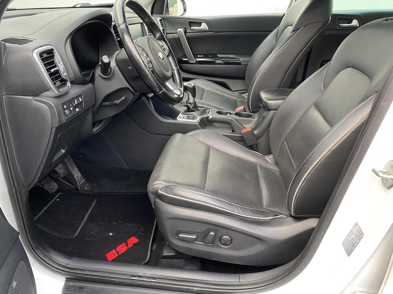 2017 Kia SPORTAGE - 9