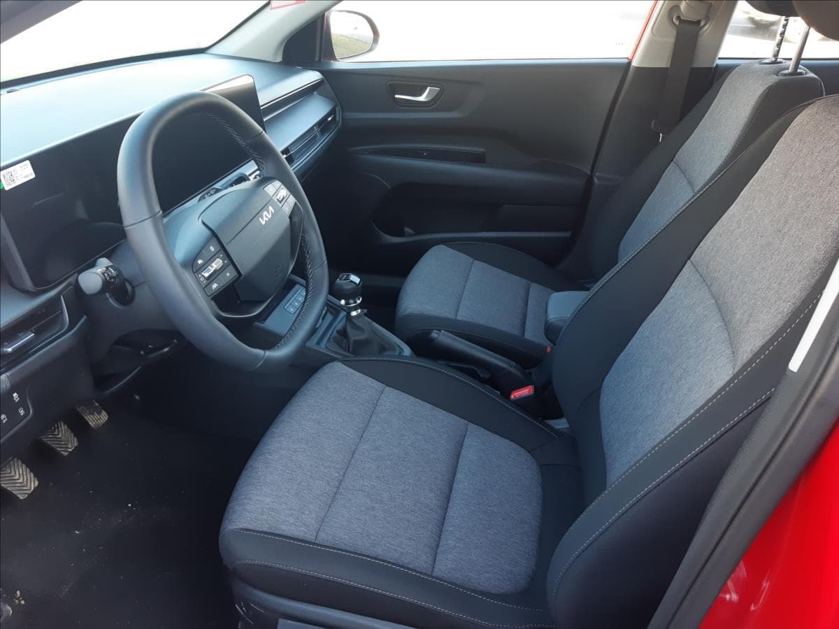2025 Kia STONIC - 10