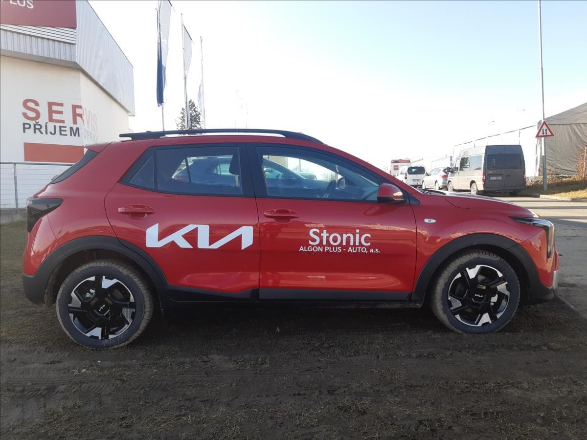 2025 Kia STONIC - 7