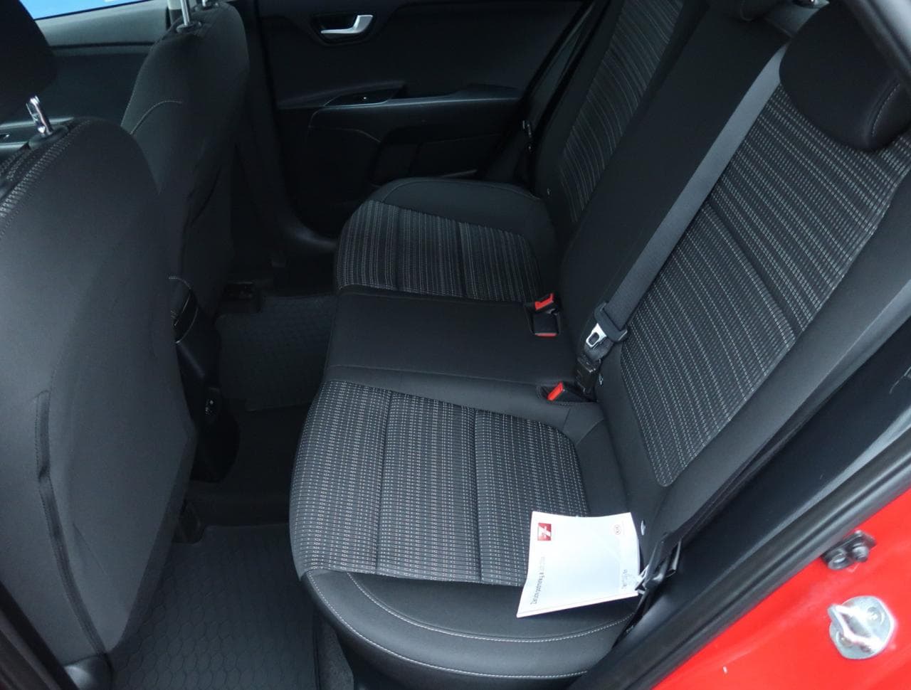 2018 Kia STONIC - 15
