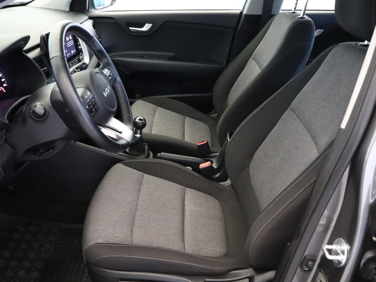 2024 Kia Stonic - 14