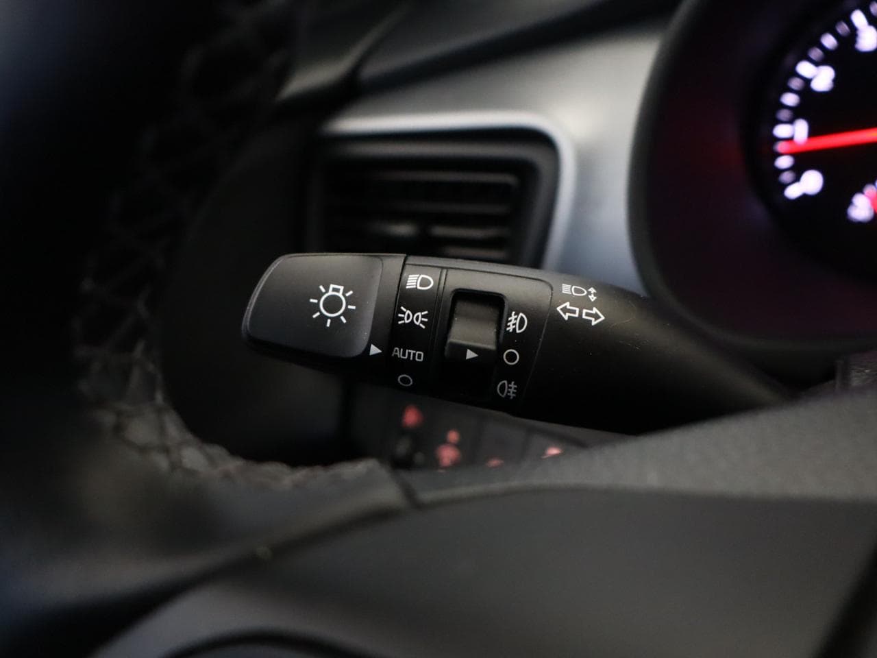 2024 Kia Stonic - 20