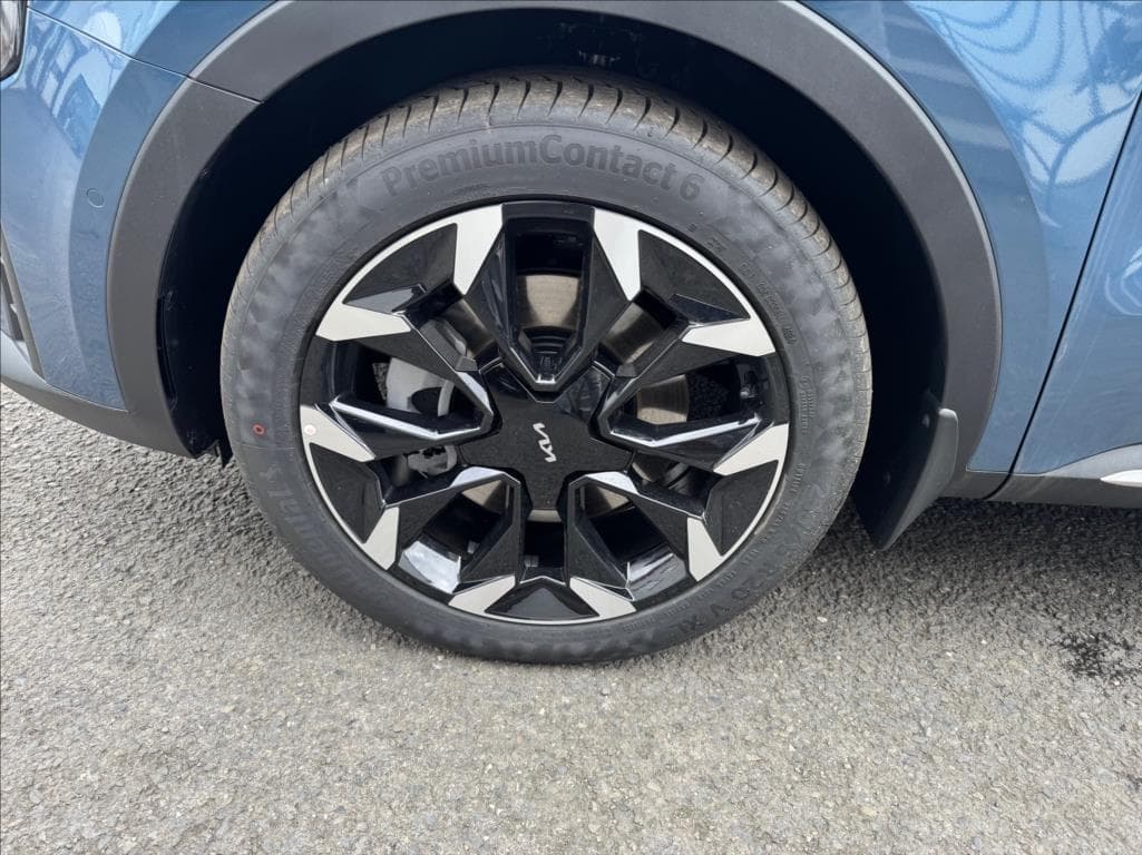 2025 Kia SORENTO - 7