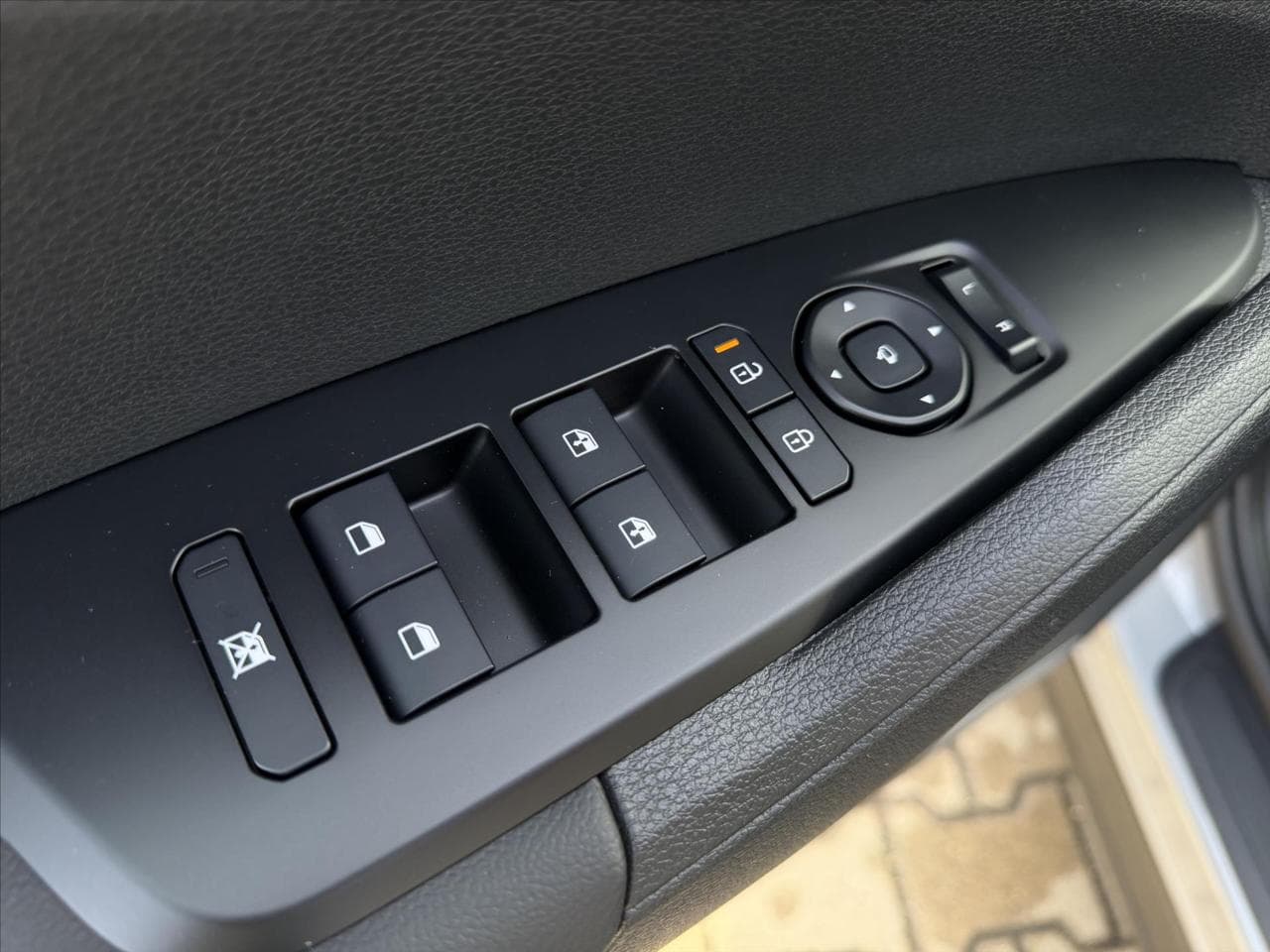 2026 Kia SPORTAGE - 11