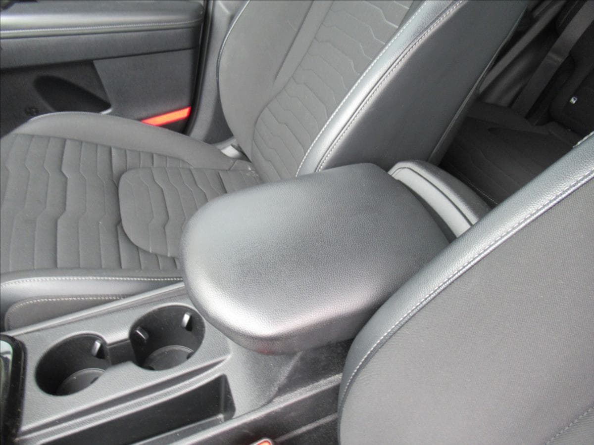 2022 Kia Sportage - 18