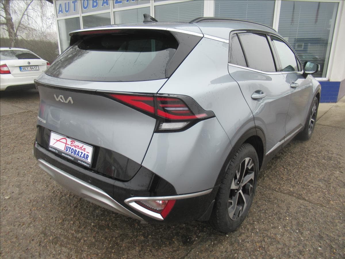 2022 Kia Sportage - 5