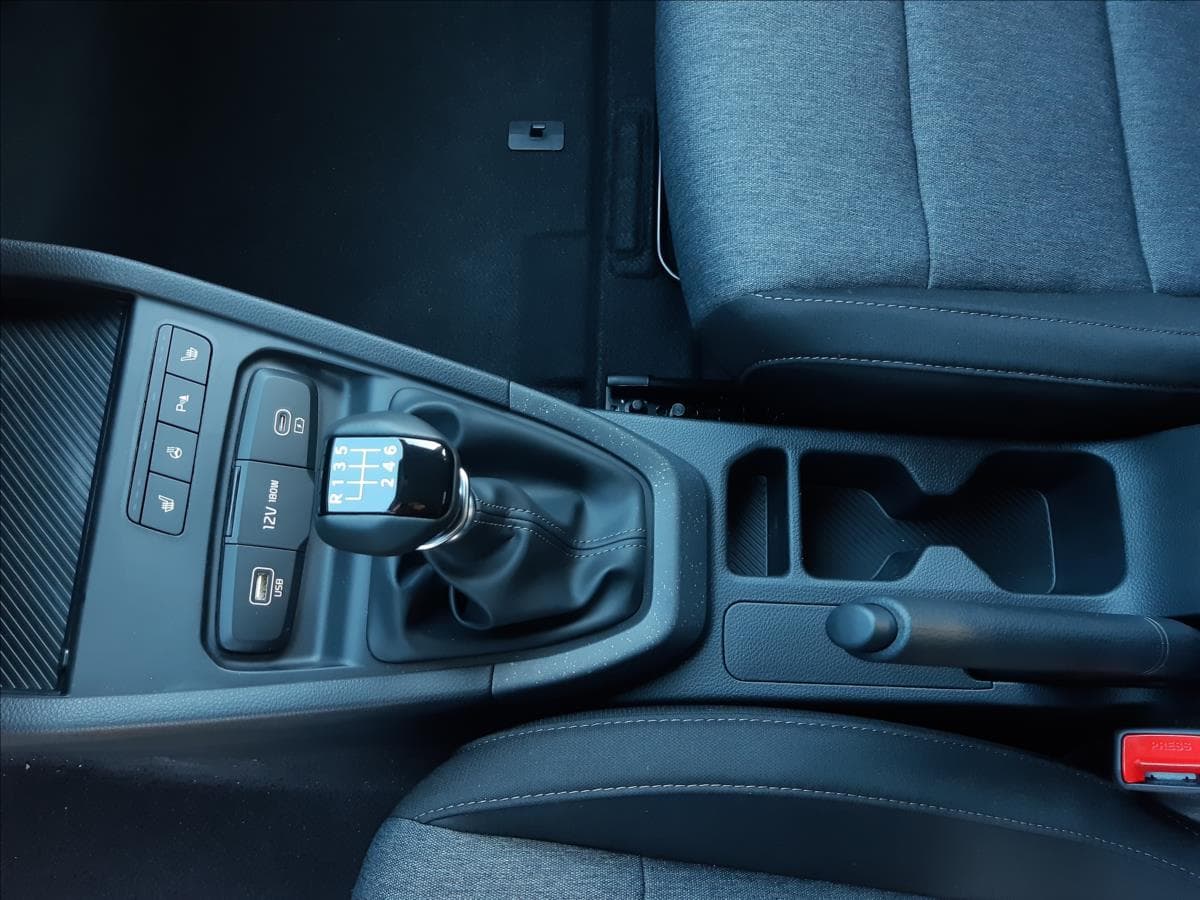 2025 Kia Stonic - 12