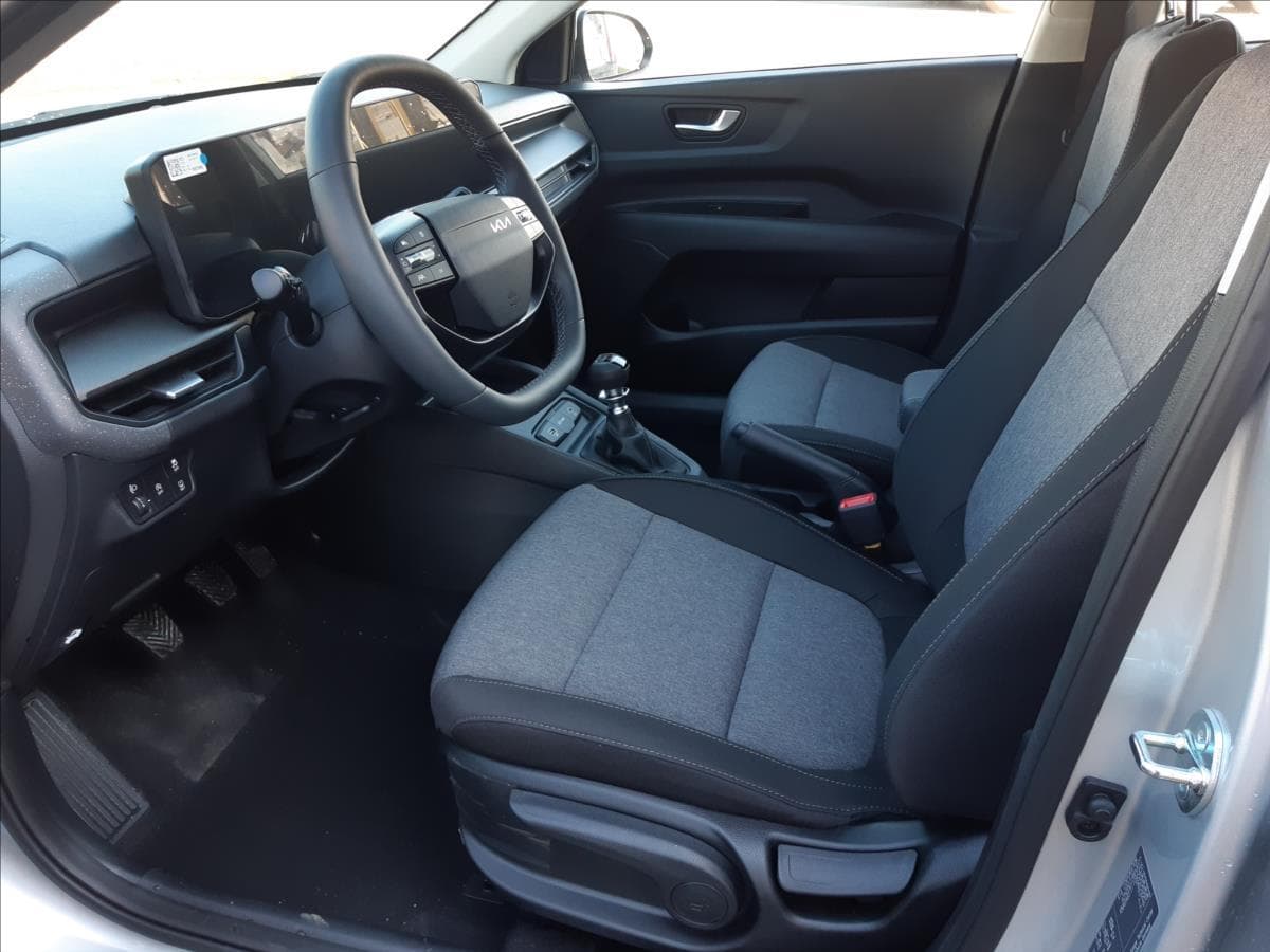 2025 Kia Stonic - 11