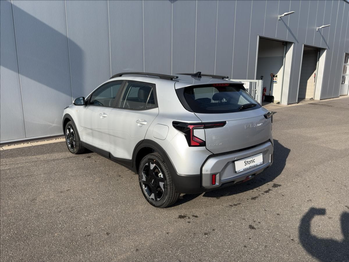 2025 Kia STONIC - 8