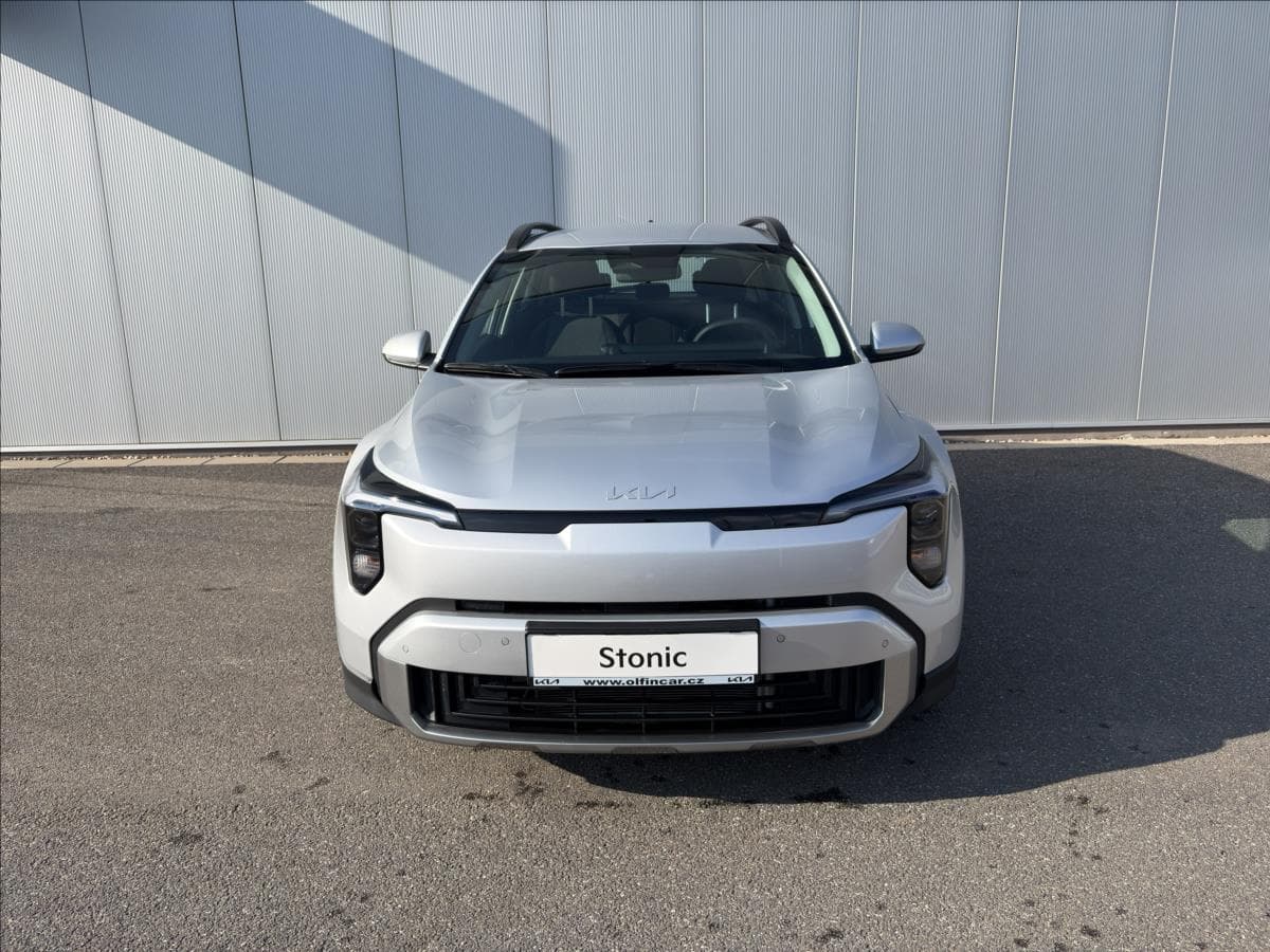 2025 Kia STONIC - 2