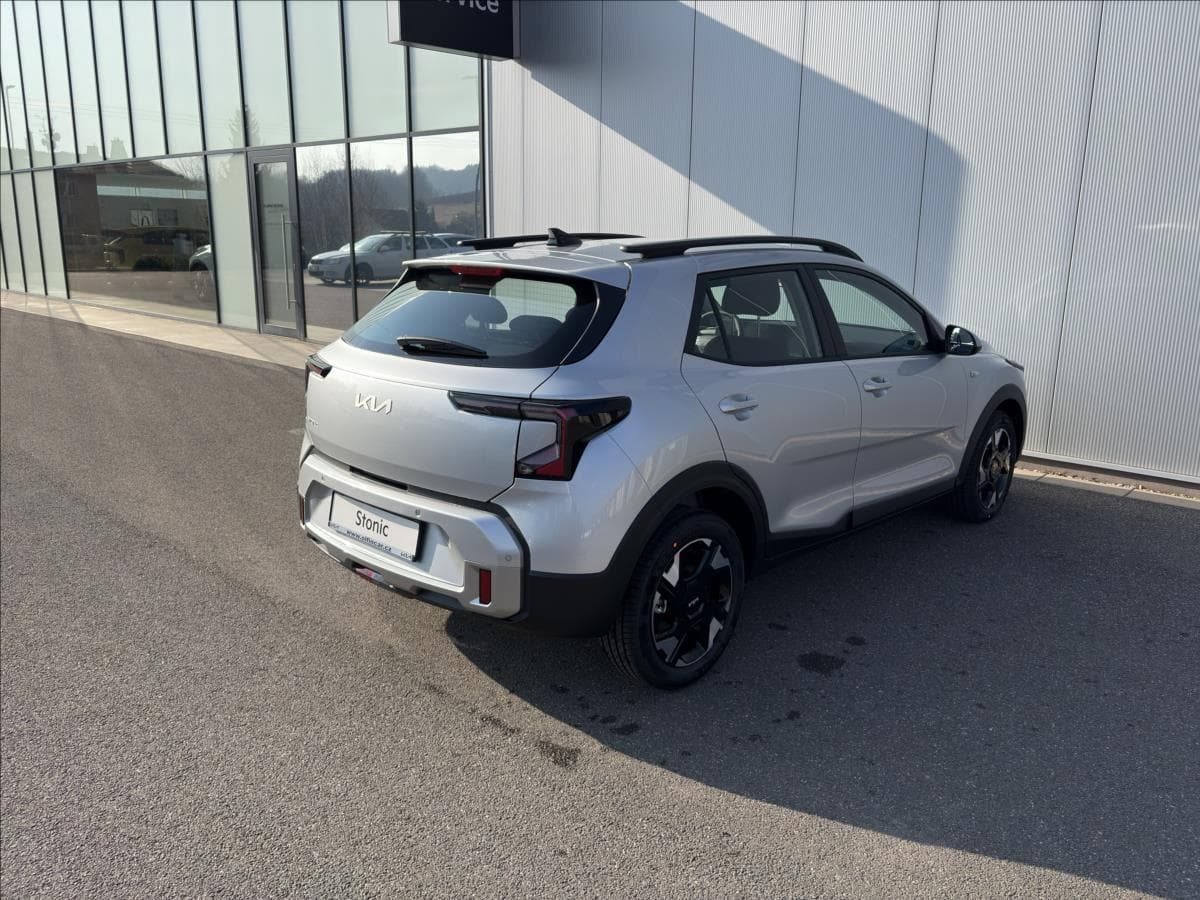 2025 Kia STONIC - 6
