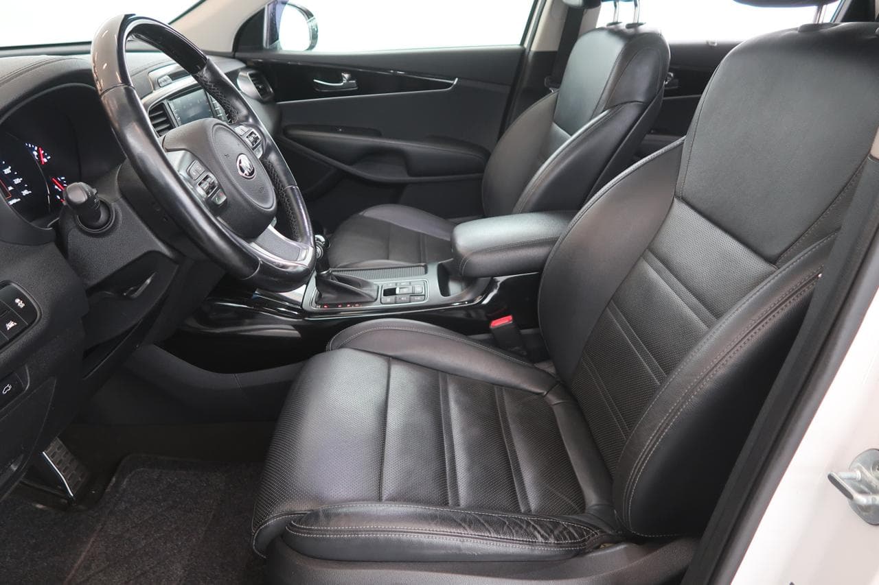 2015 Kia Sorento - 16