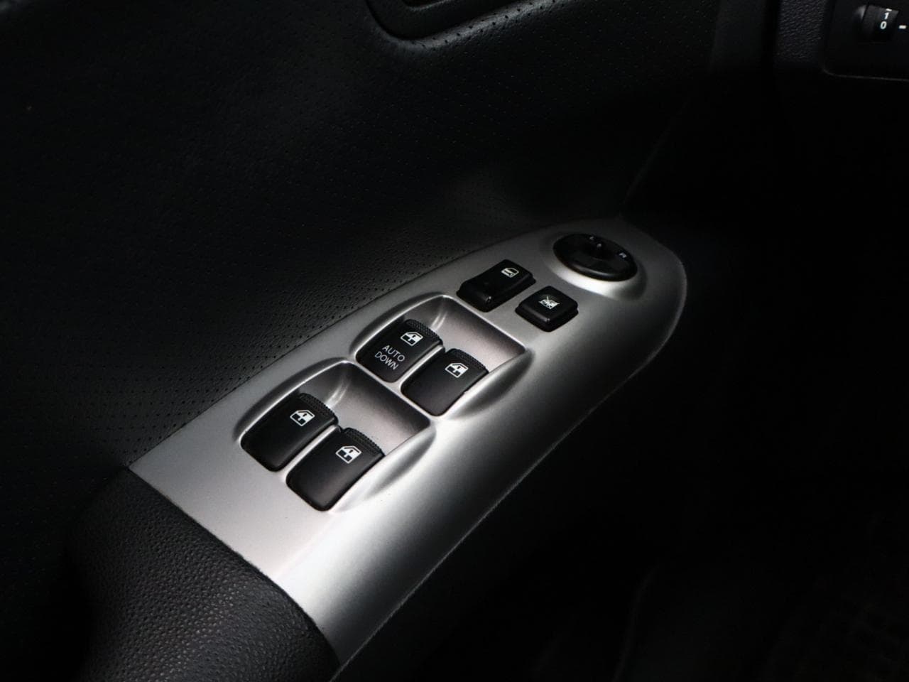 2006 Kia Sportage - 19