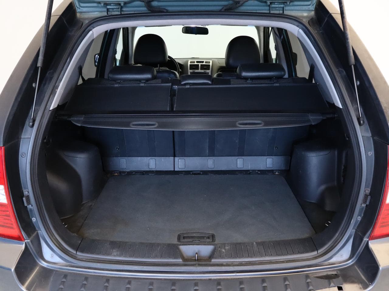 2006 Kia Sportage - 17