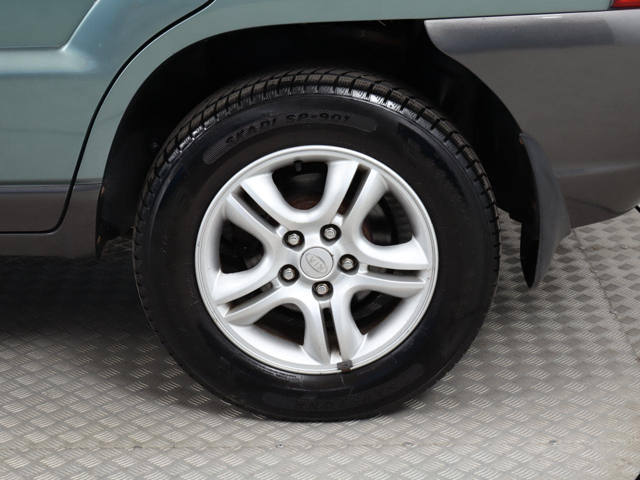 2006 Kia Sportage - 18