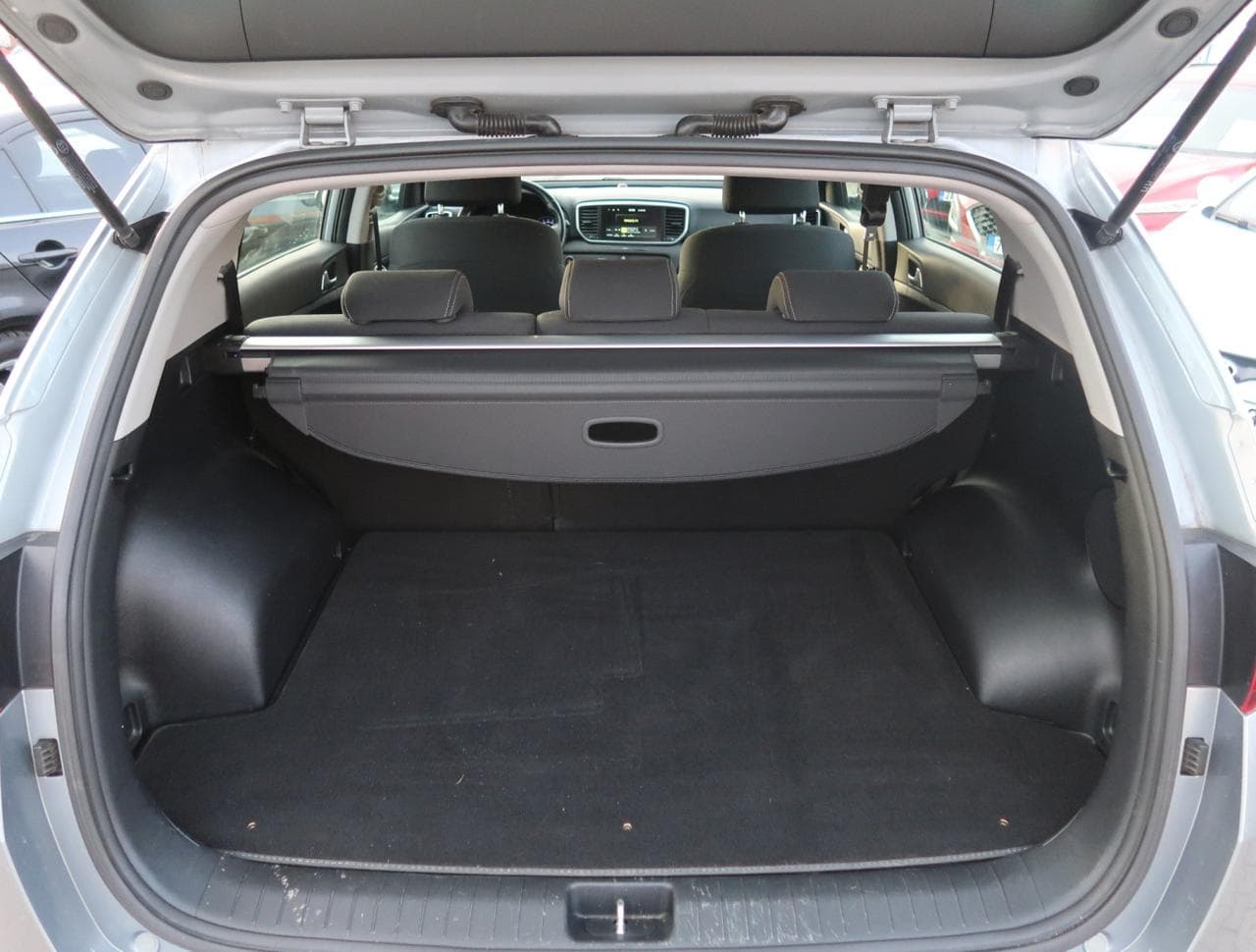 2020 Kia Sportage - 19