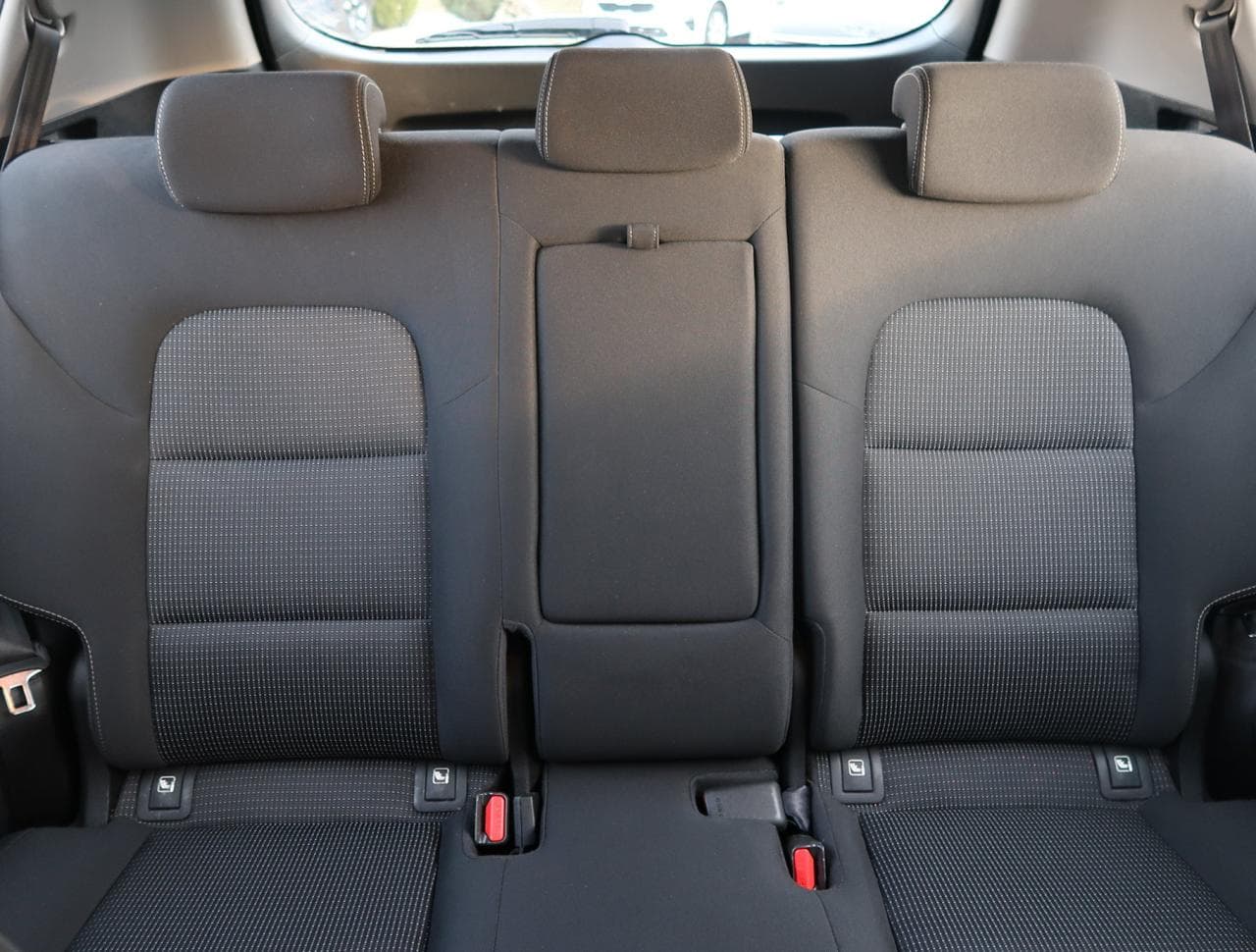 2020 Kia Sportage - 14