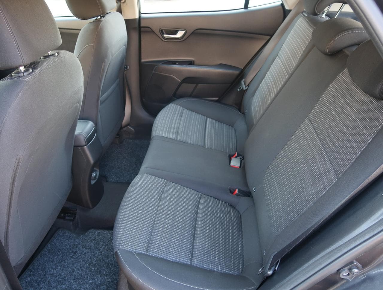 2018 Kia Stonic - 15