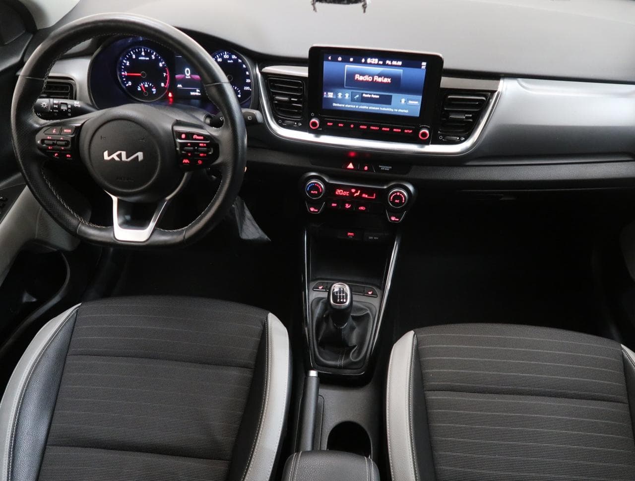 2022 Kia Stonic - 10