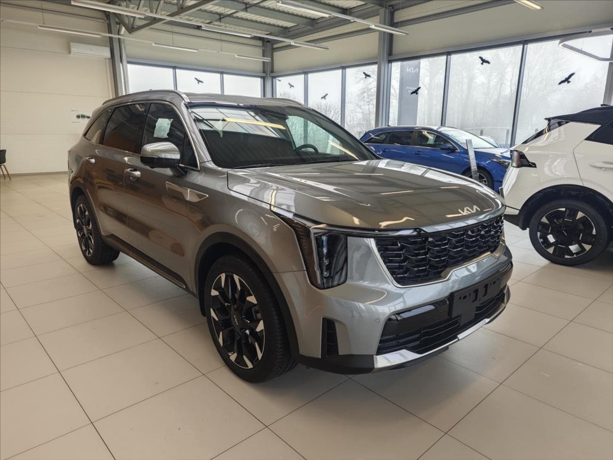 2025 Kia SORENTO - 7