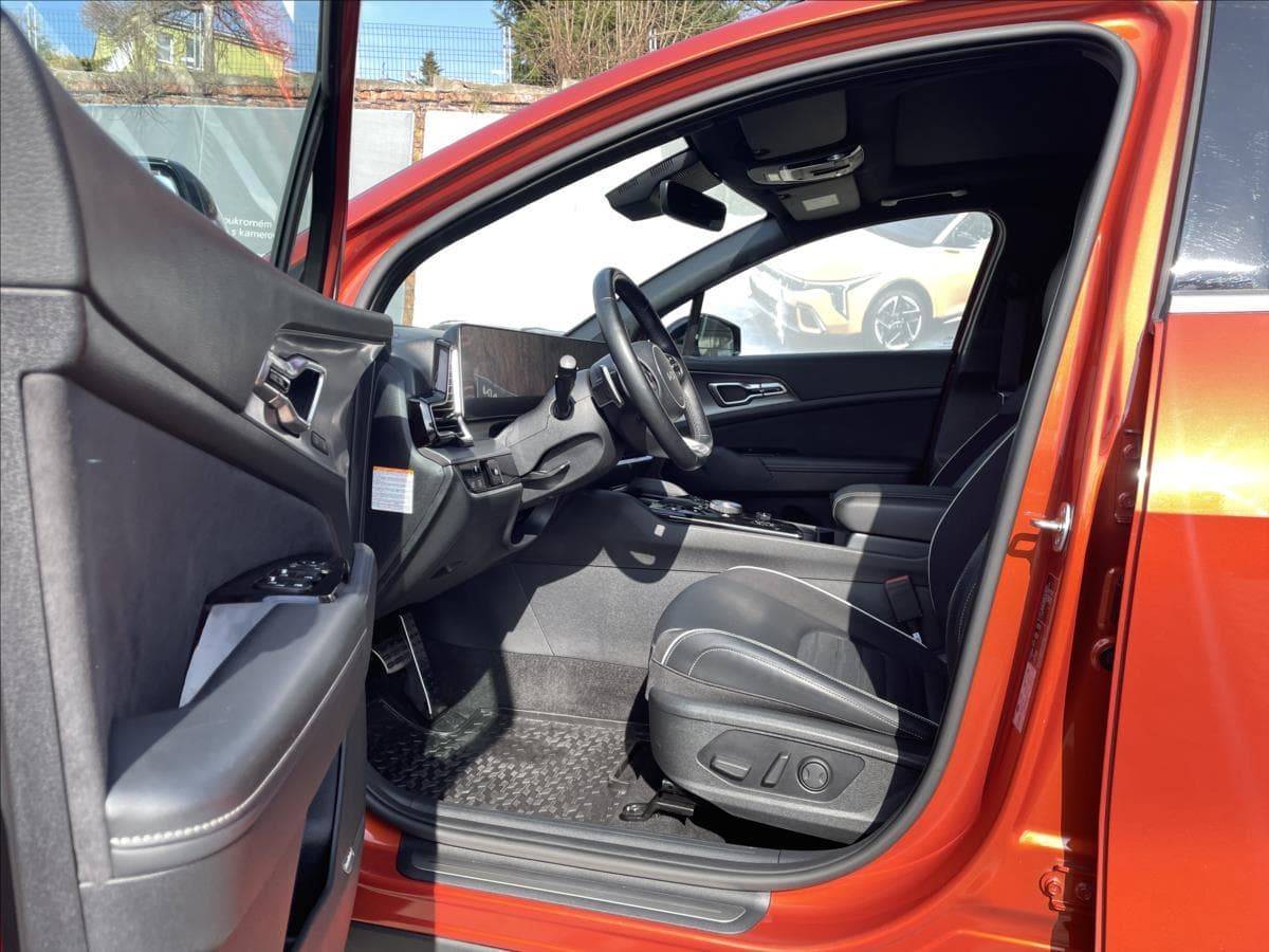 2023 Kia SPORTAGE - 10