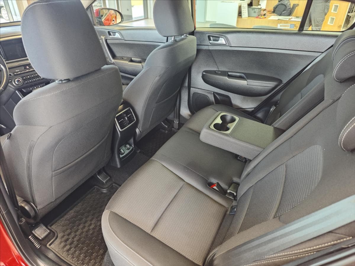 2021 Kia SPORTAGE - 12