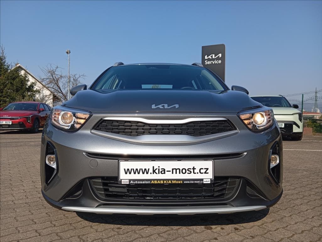 2025 Kia STONIC - 4