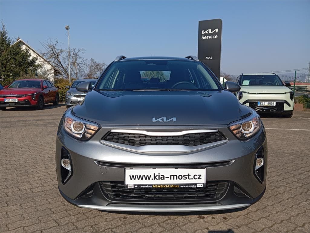 2025 Kia STONIC - 3