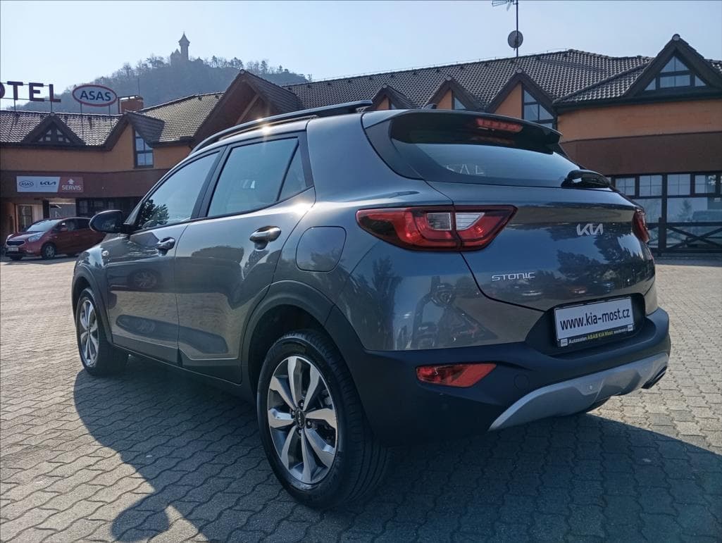 2025 Kia STONIC - 7