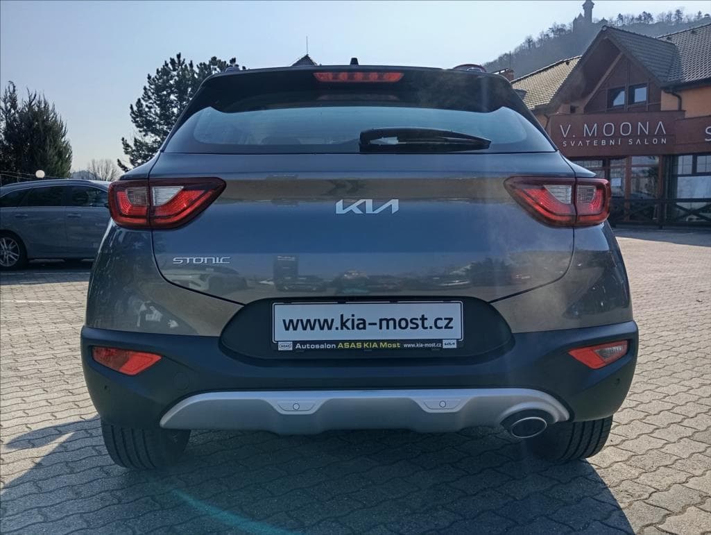 2025 Kia STONIC - 8