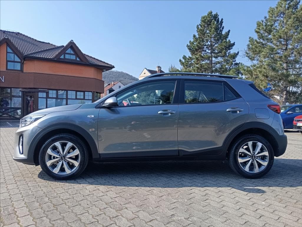 2025 Kia STONIC - 6