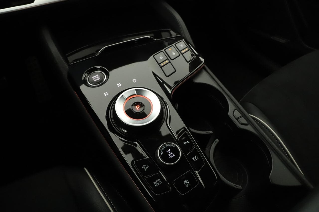 2022 Kia SPORTAGE - 18