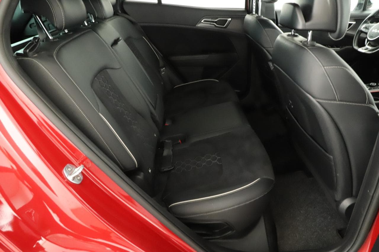 2022 Kia SPORTAGE - 11