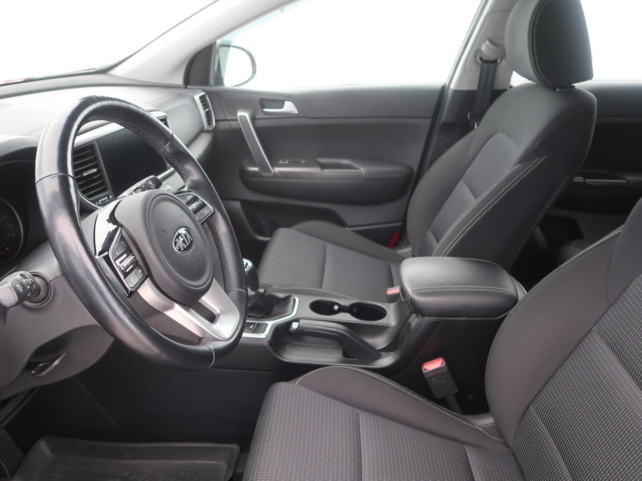 2019 Kia SPORTAGE - 16