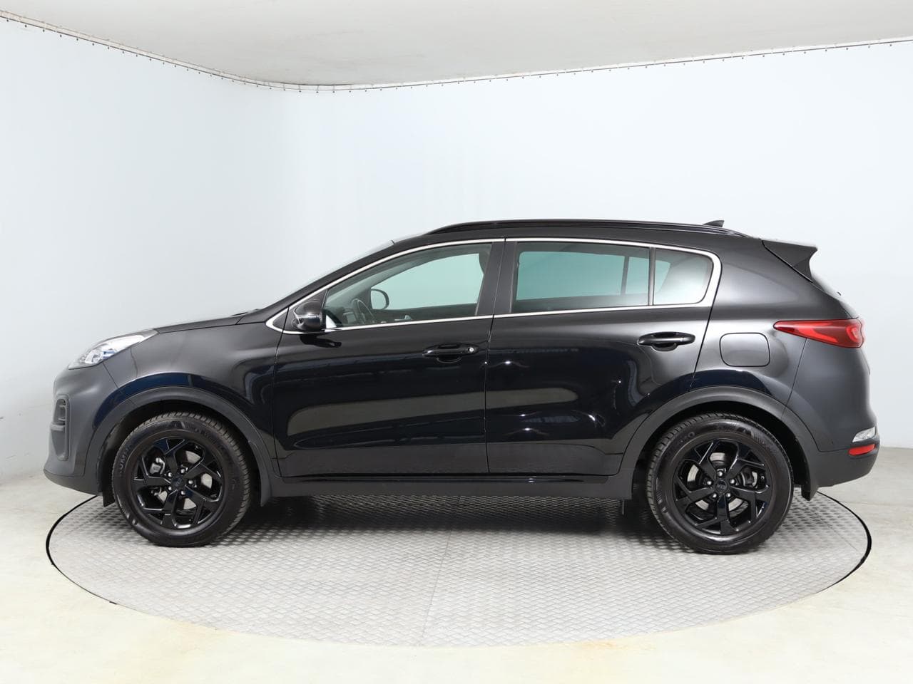 2021 Kia SPORTAGE - 4