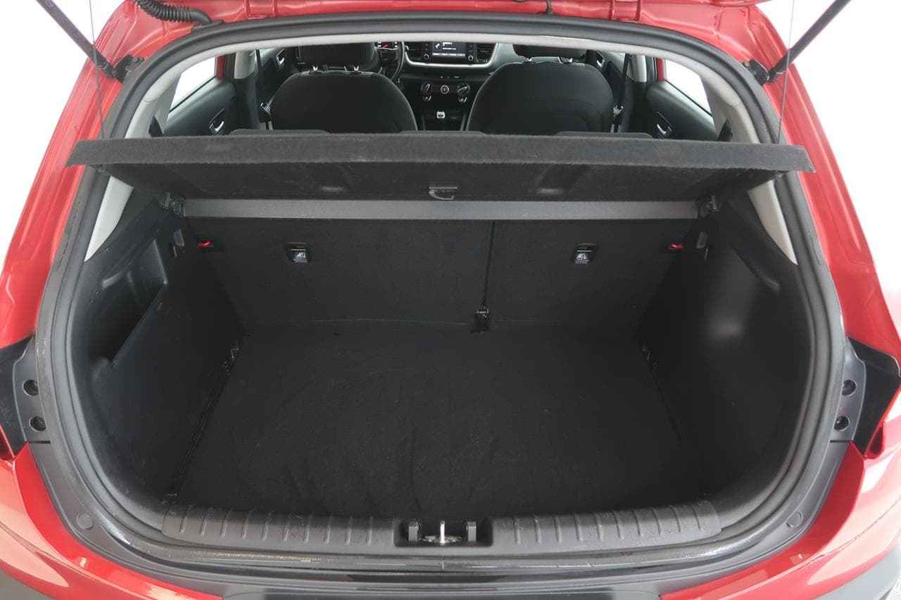 2019 Kia Stonic - 19