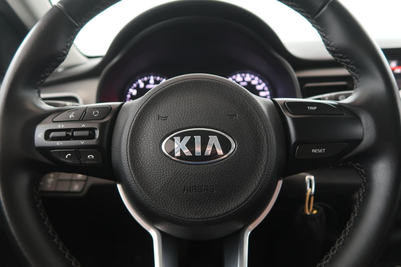 2019 Kia Stonic - 20