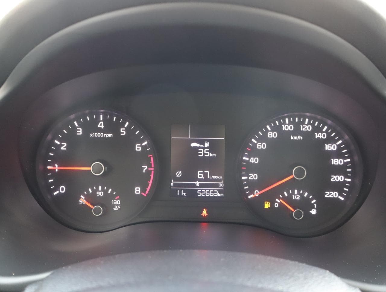 2019 Kia Stonic - 33