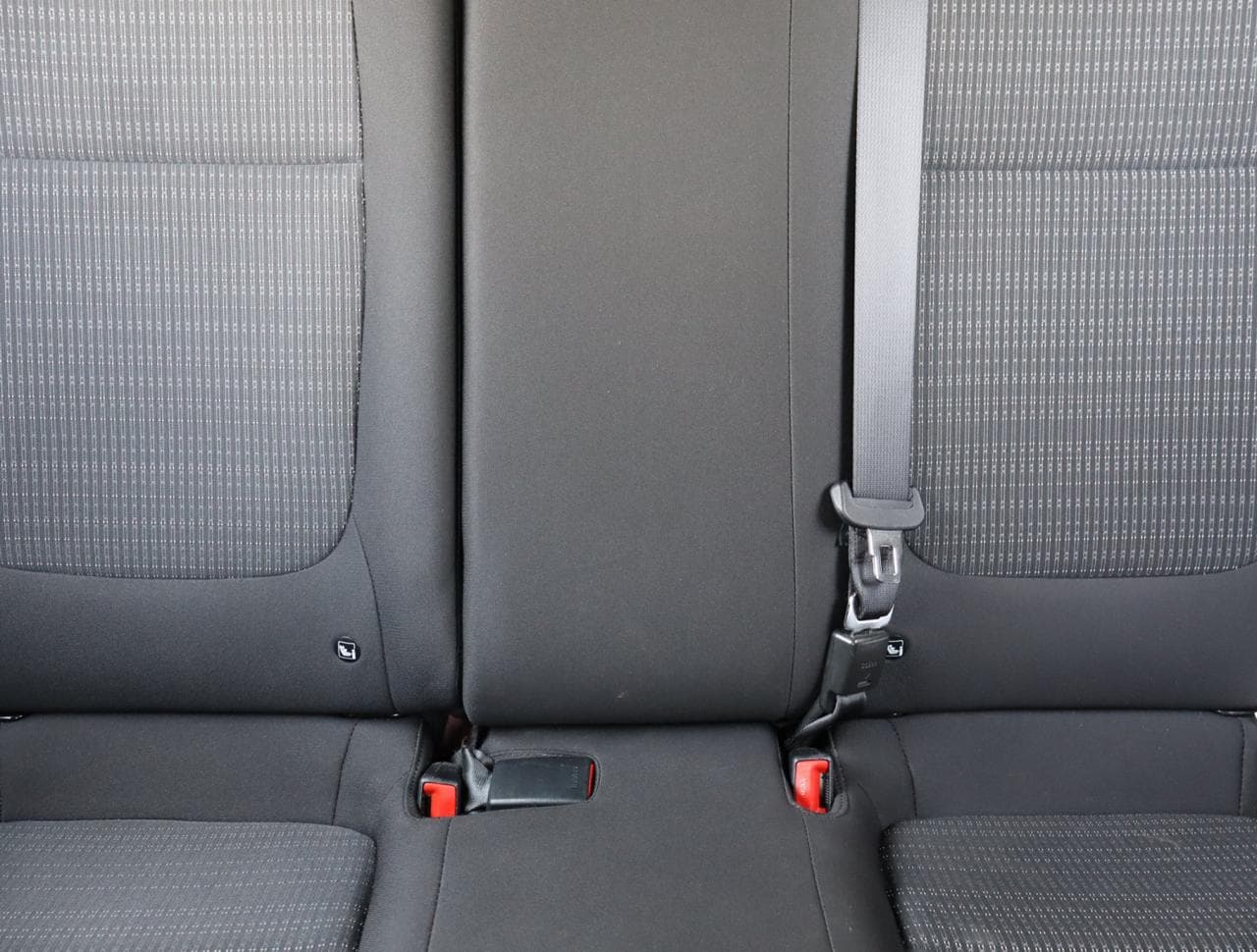 2019 Kia Stonic - 27