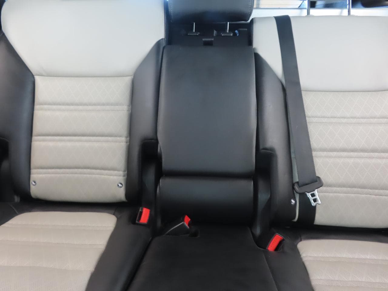 2018 Kia SORENTO - 22
