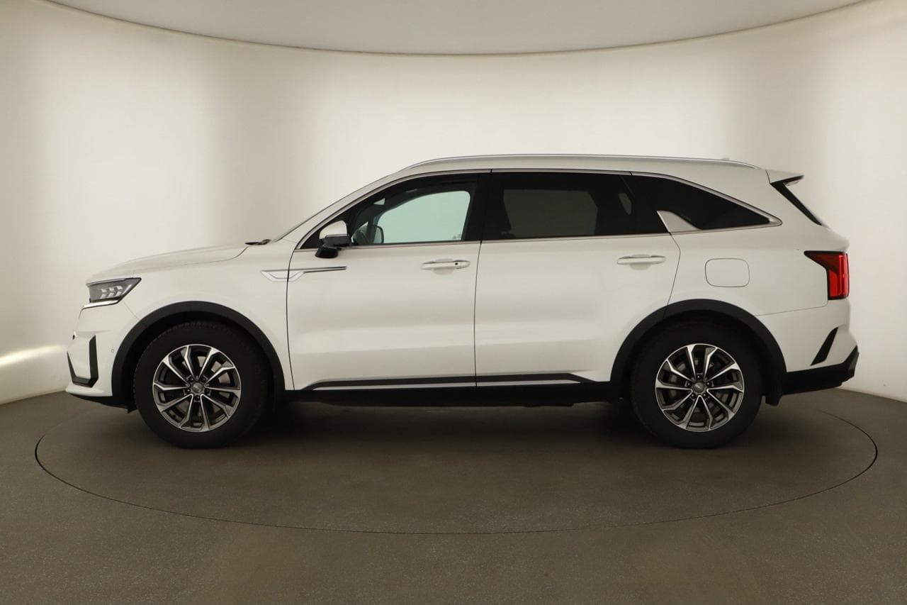2021 Kia SORENTO - 4