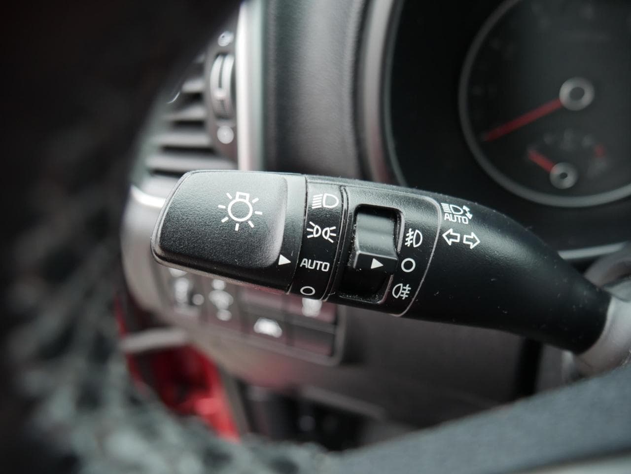 2018 Kia SPORTAGE - 27