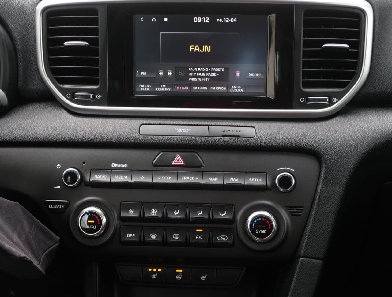 2019 Kia SPORTAGE - 18