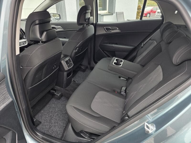 2023 Kia SPORTAGE - 17