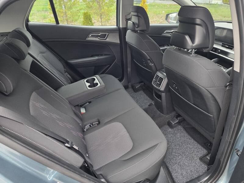 2023 Kia SPORTAGE - 19