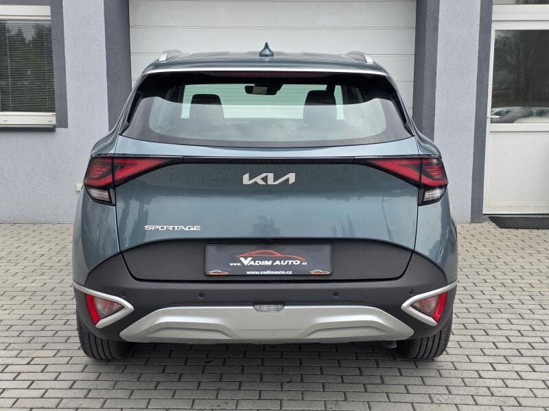 2023 Kia SPORTAGE - 11