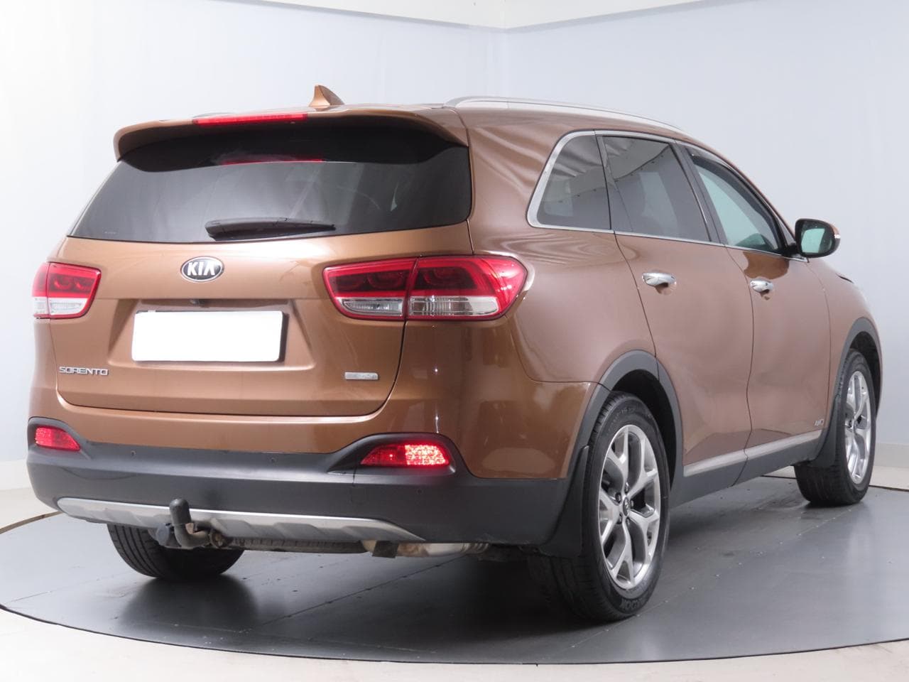 2018 Kia SORENTO - 11